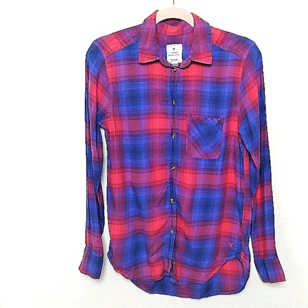 American Eagle Red and Blue Plaid Button Up Vintage Boyfriend Shirt Size XS